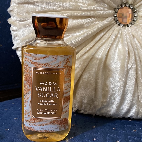 BATH & BODY WORKS SET. . . WARM VANILLA SUGAR SCENT - Picture 5 of 6